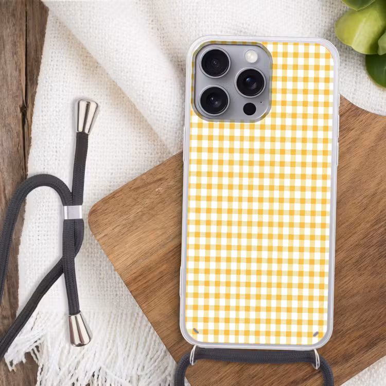 Ruit - Gingham - Klassiek - Geel en Wit Hoesje iPhone 16 Pro Max met koord klein 804 -sfeer4
