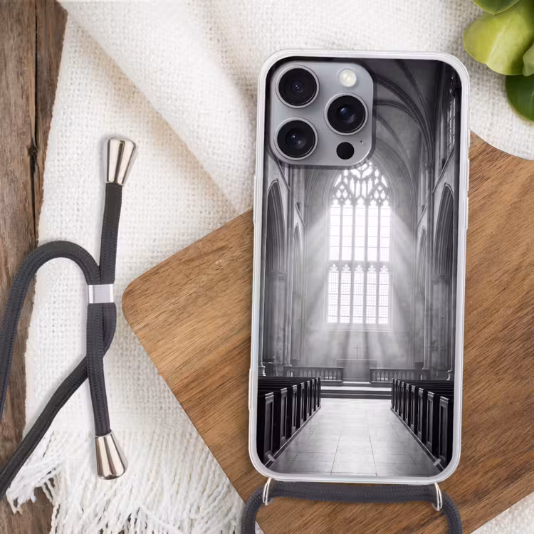 Kerk - Interieur - Lichtstralen - Architectuur - Klassiek Hoesje iPhone 16 Pro Max met koord klein -sfeer4