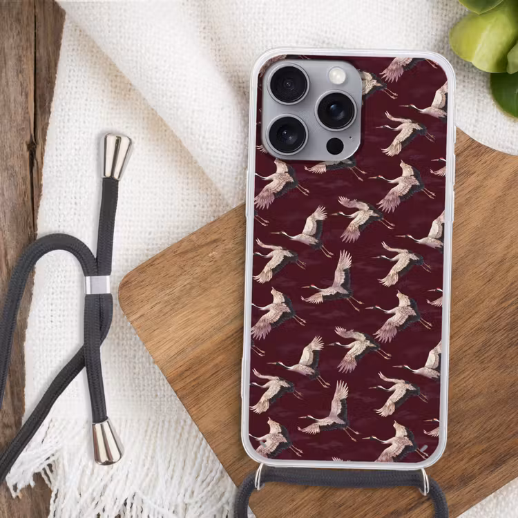Kraanvogels - Klassiek - Bordeaux Hoesje iPhone 16 Pro Max met koord klein 804 -sfeer4