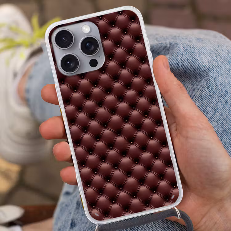 Leer - Patroon - Bordeaux Hoesje iPhone 16 Pro Max met koord klein 804 -sfeer3