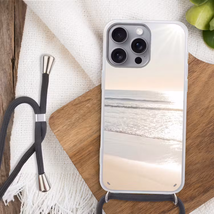 Zee - Zon - Zand Hoesje iPhone 16 Pro Max met koord klein -sfeer4
