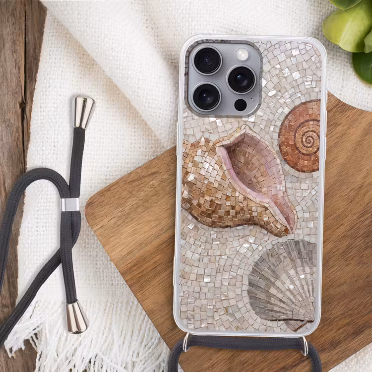 Schelp - Mozaïek - Zee - Beige - Modern Hoesje iPhone 16 Pro Max met koord klein -sfeer4