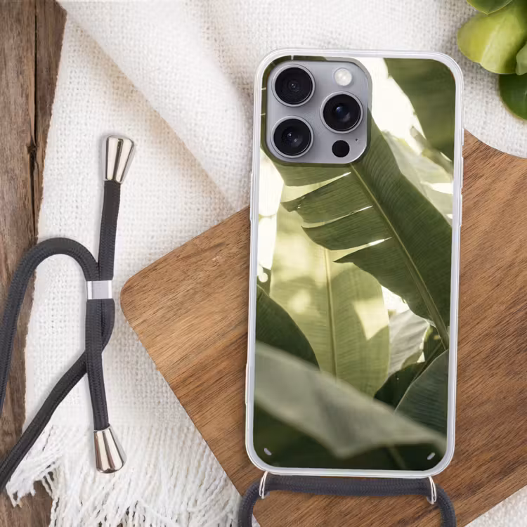 Natuur - Bladeren - Groen - Tropisch - Detail Hoesje iPhone 16 Pro Max met koord klein -sfeer4