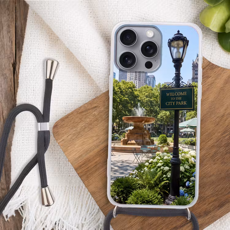 Park - Fontein - Stad - Natuur Hoesje iPhone 16 Pro Max met koord klein -sfeer4