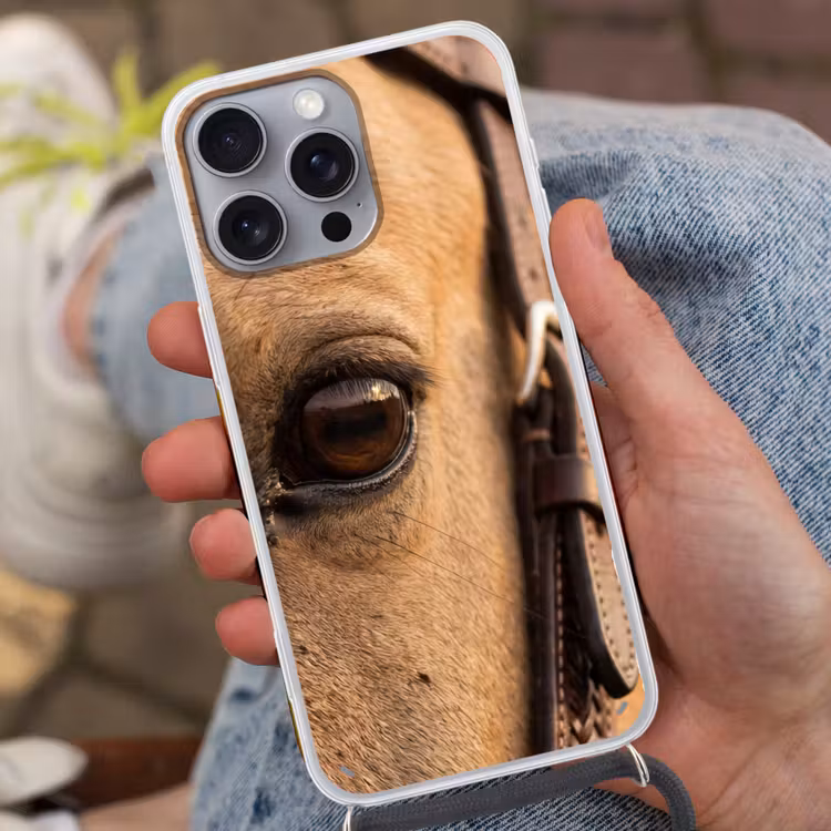 Paard - Oog - Bruin Hoesje iPhone 16 Pro Max met koord klein -sfeer3