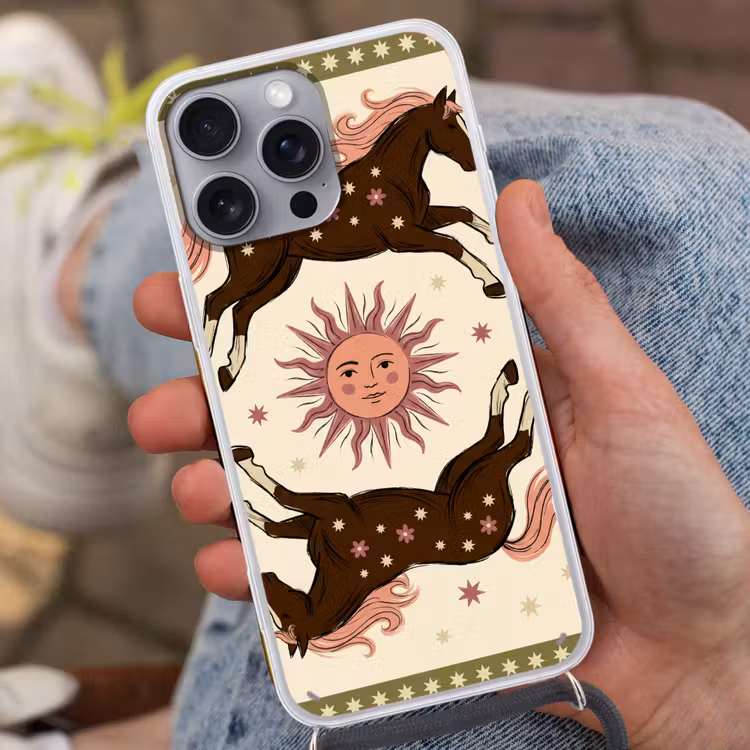 Paard - Zon - Mystiek - Illustratie - Roze Hoesje iPhone 16 Pro Max met koord klein -sfeer3