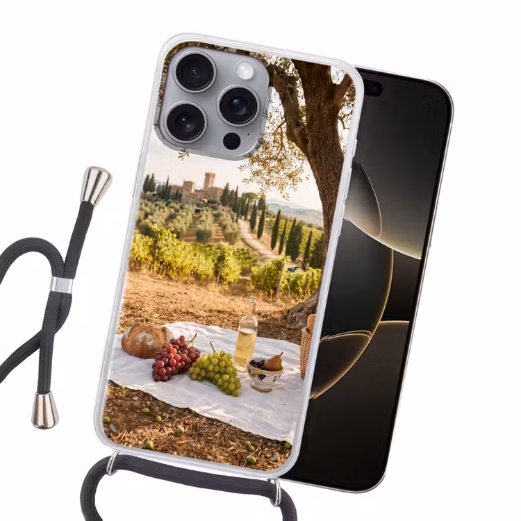 Picknick - Wijngaard - Landschap - Zomer - Eten Hoesje iPhone 16 Pro Max met koord klein -sfeer1