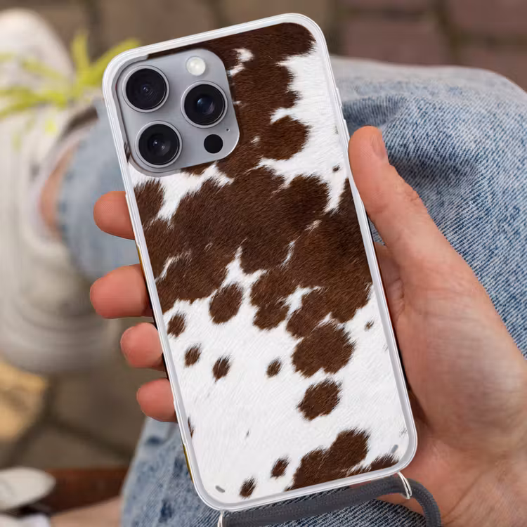 Koeienhuid - Klassiek - Bruin Hoesje iPhone 16 Pro Max met koord klein -sfeer3