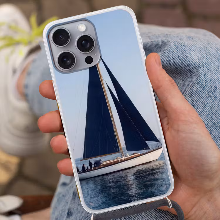 Zeilboot - Zee - Blauw Hoesje iPhone 16 Pro Max met koord klein -sfeer3