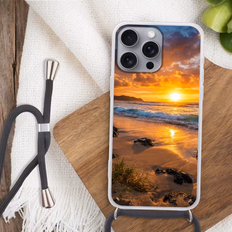 Strand - Zonsondergang - Golven - Natuur - Oranje Hoesje iPhone 16 Pro Max met koord klein -sfeer4