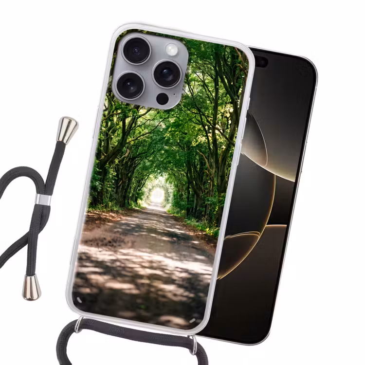 Weg - Bomen - Natuur - Groen Hoesje iPhone 16 Pro Max met koord klein -sfeer1