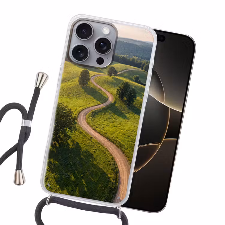 Weg - Weide - Natuur - Groen Hoesje iPhone 16 Pro Max met koord klein -sfeer1