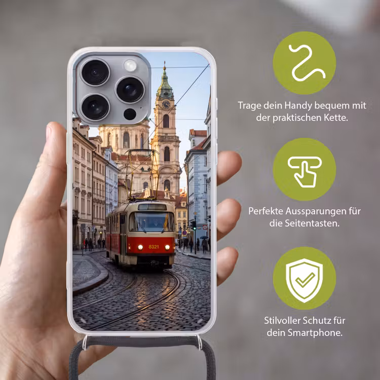 Tram - Straat - Stadsgezicht - Klassiek - Rood Hoesje iPhone 16 Pro Max met koord klein -sfeer2_DE