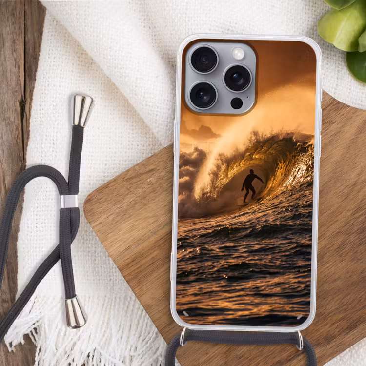 Surfer - Golf - Oceaan - Sport - Oranje Hoesje iPhone 16 Pro Max met koord klein -sfeer4