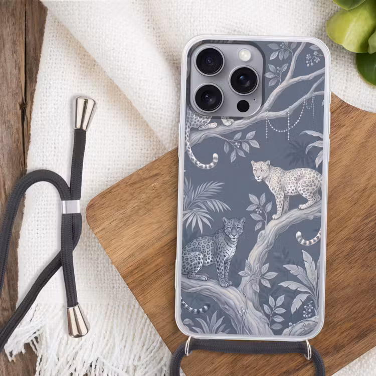 Dieren - Jungle - Illustratie - Bomen - Blauw Hoesje iPhone 16 Pro Max met koord klein -sfeer4