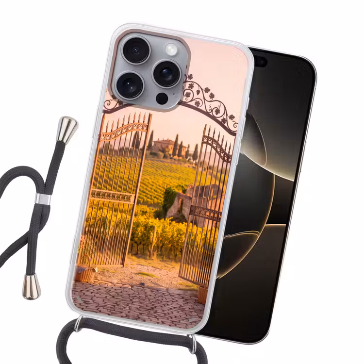 Poort - Landschap - Platteland - Zonlicht - Warm Hoesje iPhone 16 Pro Max met koord klein -sfeer1