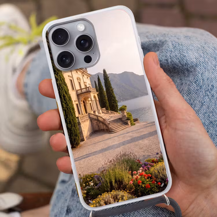 Handyhülle mit Band - Villa – Wasser – Treppen - Villa - water -trappen Hoesje iPhone 16 Pro Max met koord klein