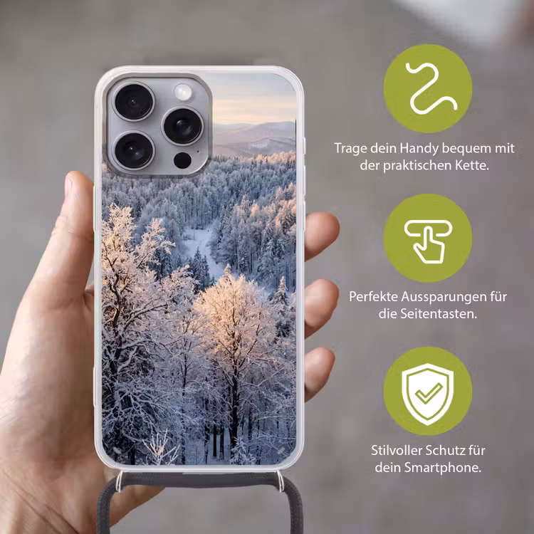 Bos - Bergen - Goud - Winter - Warm Hoesje iPhone 16 Pro Max met koord klein -sfeer2_DE