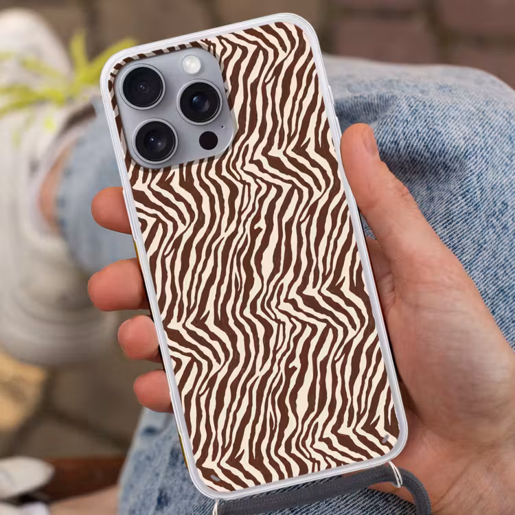 Zebra - Patroon - Zwart - Wit Hoesje iPhone 16 Pro Max met koord klein 804 -sfeer3
