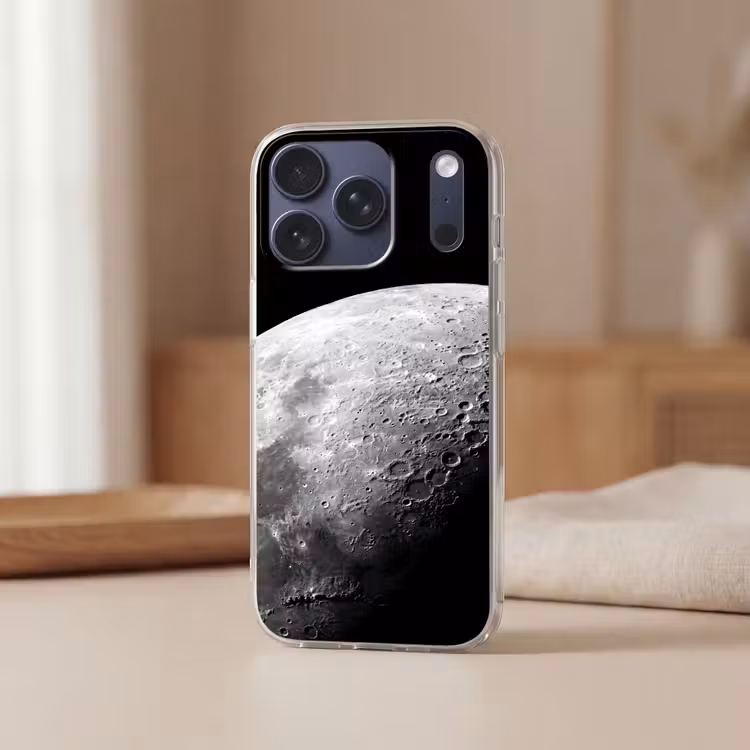 Handyhülle - Mond – Krater – Weltraum - Maan - Kraters - Ruimte Telefoonhoesje iPhone 17 Pro klein