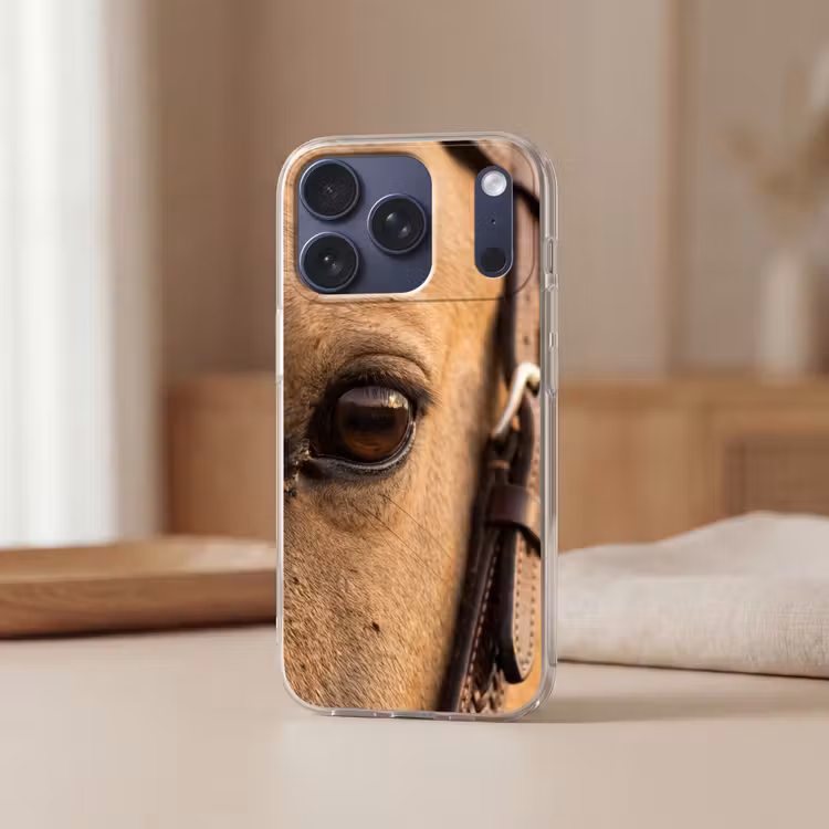 Paard - Oog - Bruin Telefoonhoesje iPhone 17 Pro klein -sfeer2