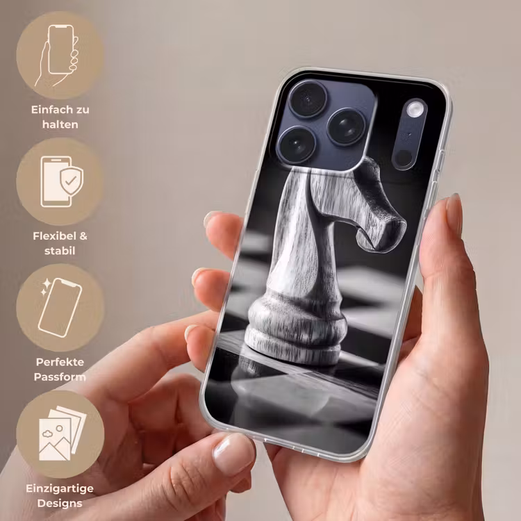 Paard - Hout - Schaalbord - Zwart Telefoonhoesje iPhone 17 Pro klein -sfeer3_DE