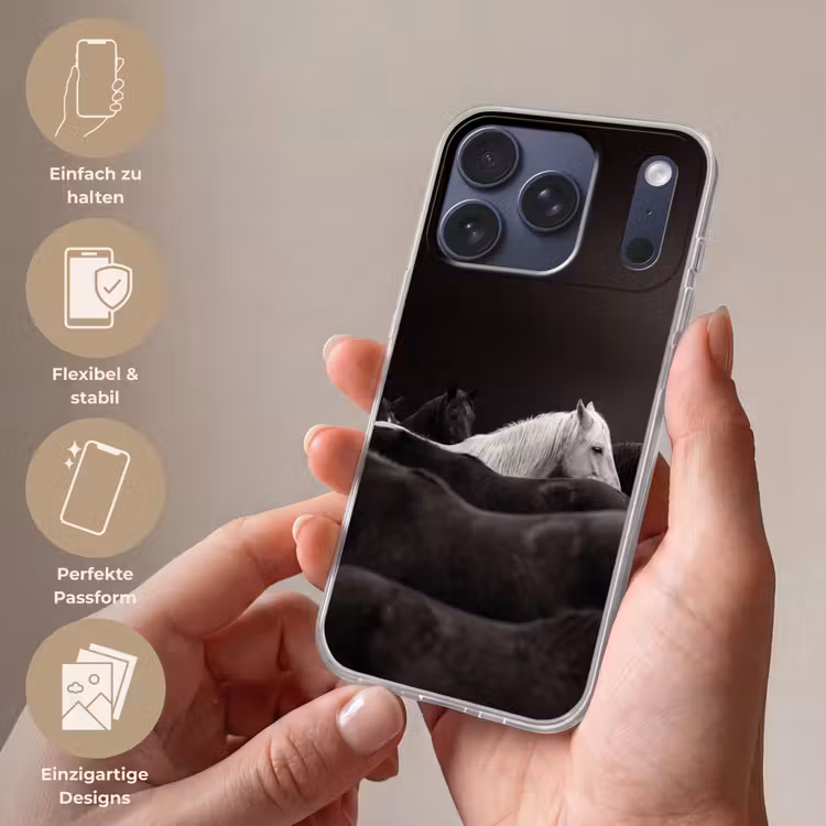 Paarden - Zwart - Wit - Kudde Telefoonhoesje iPhone 17 Pro klein -sfeer3_DE