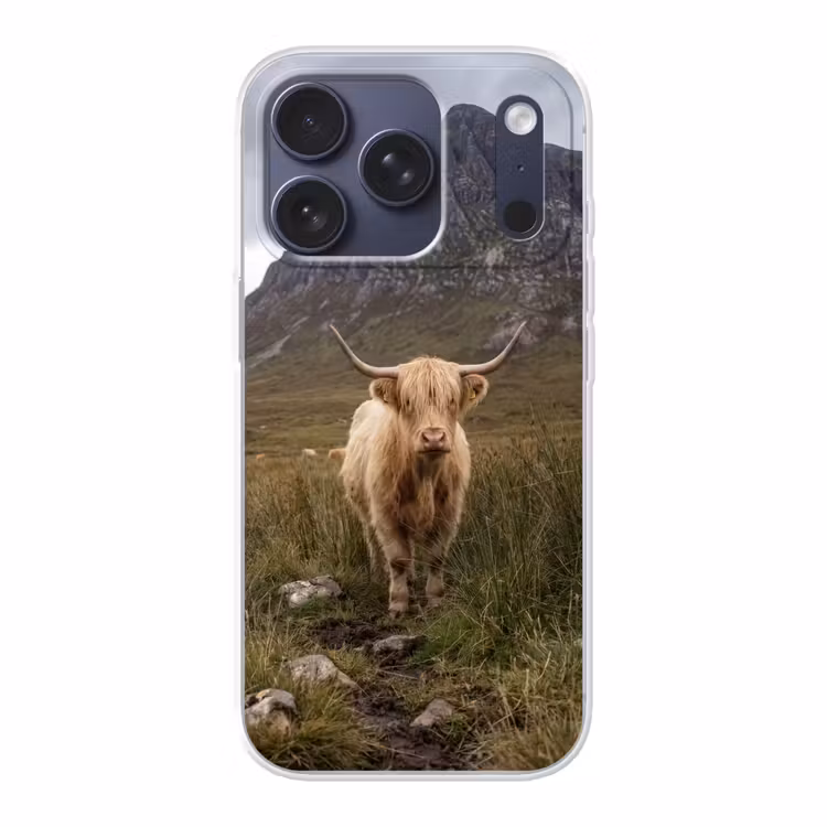 Schotse hooglander - Bergen - Grasveld Telefoonhoesje iPhone 17 Pro klein -3d