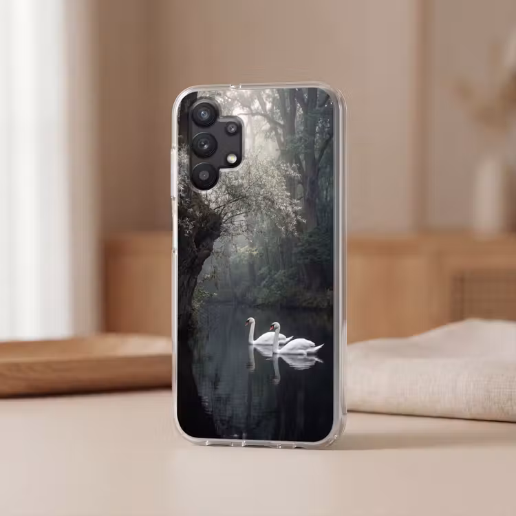 Zwanen - Rivier - Bos Telefoonhoesje Samsung Galaxy A32 5G klein -sfeer2