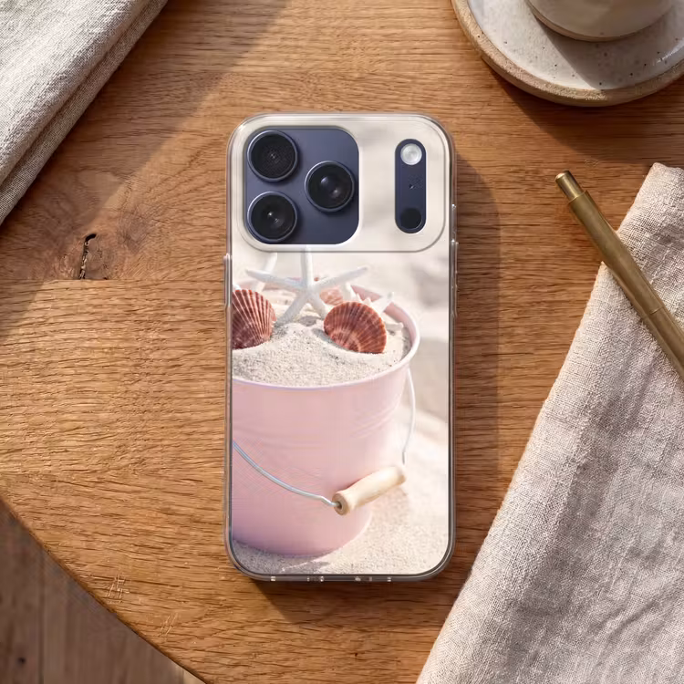 Strand - Schelpen - Zomer - Roze - Decoratie Telefoonhoesje iPhone 17 Pro klein -sfeer1