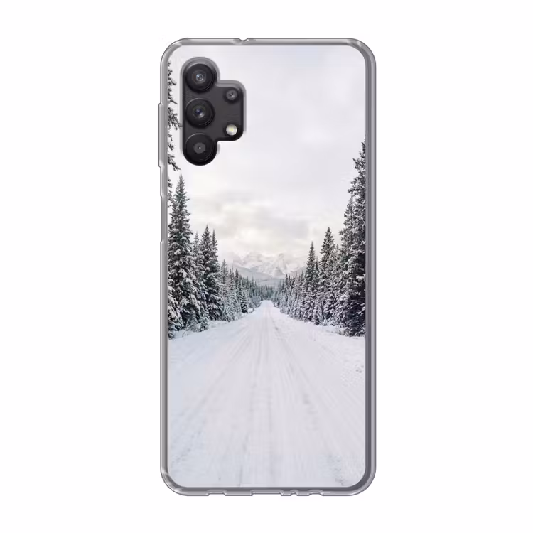 Weg - Sneeuw - Naaldbos - Winter - Avontuurlijk Telefoonhoesje Samsung Galaxy A32 5G klein -3d