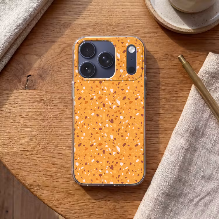 Terrazzo - Patroon - Okergeel Telefoonhoesje iPhone 17 Pro klein 878 -sfeer1