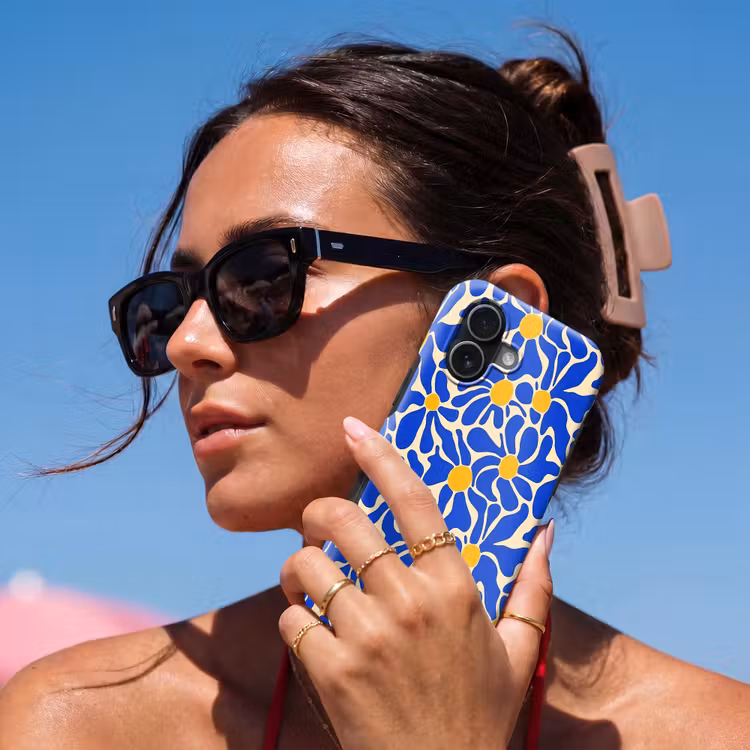 Abstract - Bloem - Blauw Toughcase MagSafe Apple iPhone 17 klein 1017 -Sfeer2V