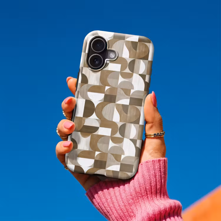 Abstract - Retro - Bruin Toughcase MagSafe Apple iPhone 17 klein 1017 -Sfeer1V