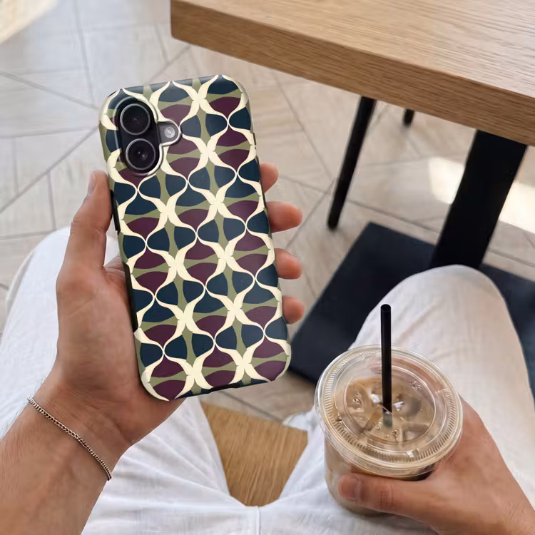 Abstract - Retro - Kleurrijk Toughcase MagSafe Apple iPhone 17 klein 1017 -Sfeer1M