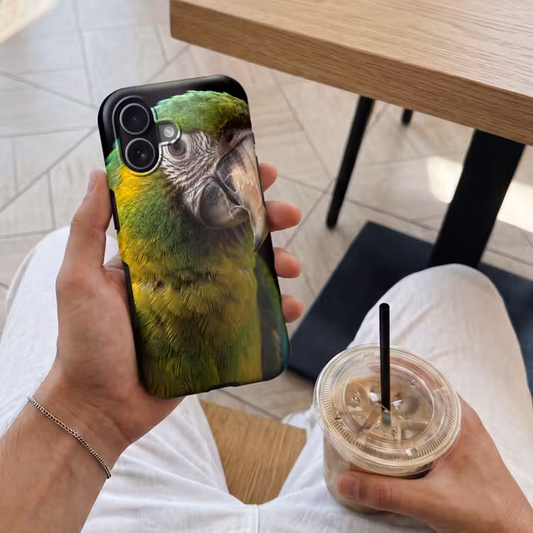 Ara - Portret - Groen Toughcase MagSafe Apple iPhone 17 klein -Sfeer1M