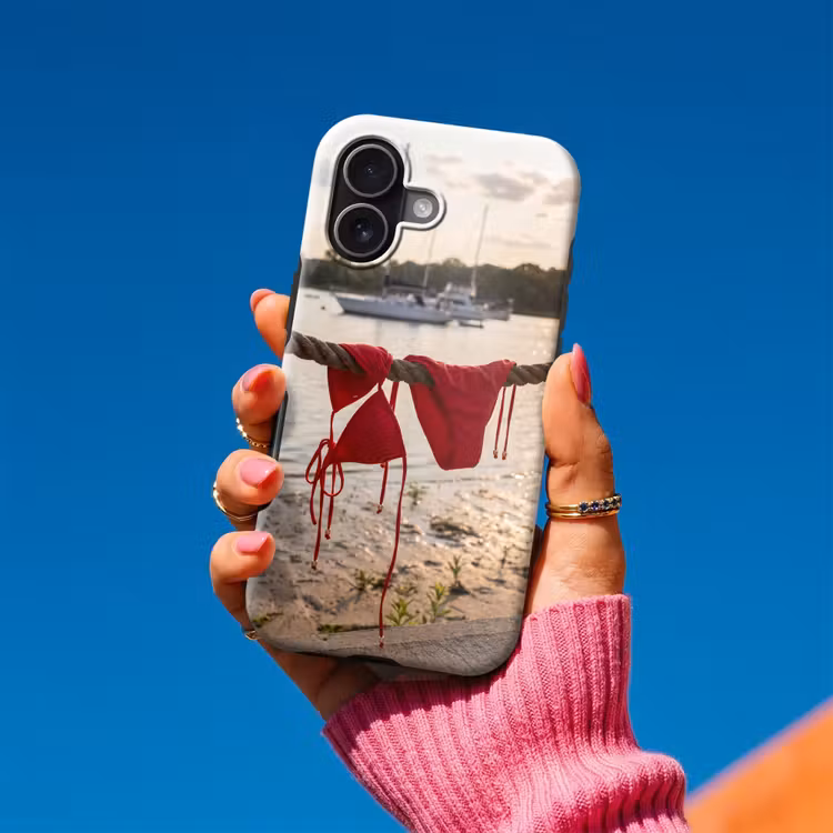 Badkleding - Rood - Zomer - Water - Zonsondergang Toughcase MagSafe Apple iPhone 17 klein -Sfeer1V