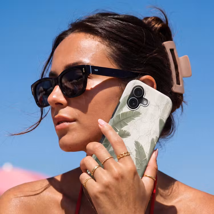 Bananenbladeren - Beton - Groen Toughcase MagSafe Apple iPhone 17 klein -Sfeer2V