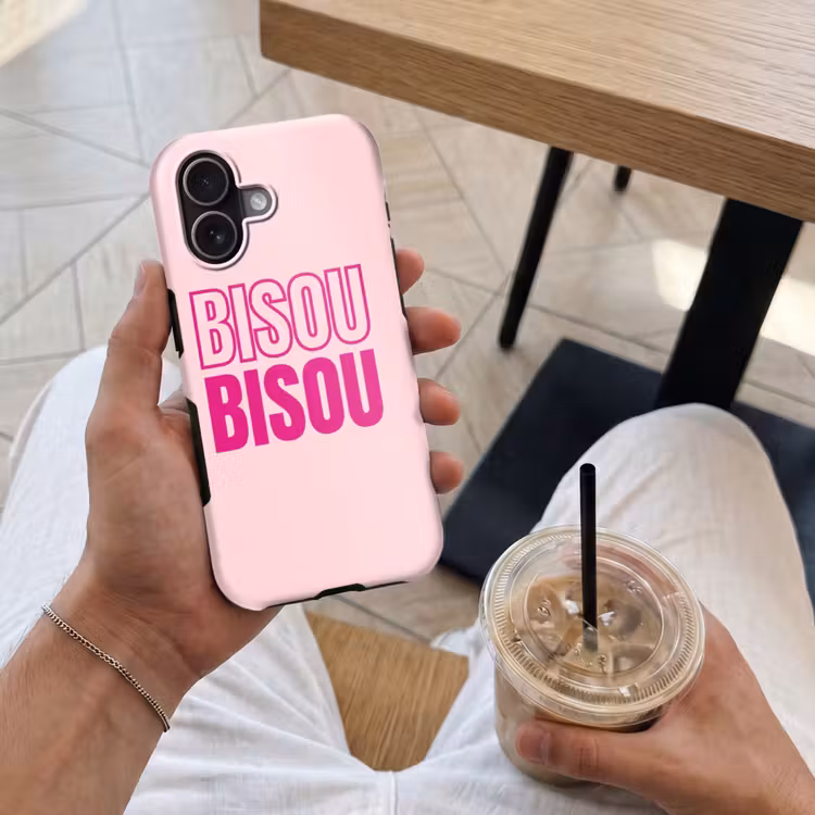Bisou - Roze - Minimalistisch Toughcase MagSafe Apple iPhone 17 klein -Sfeer1M