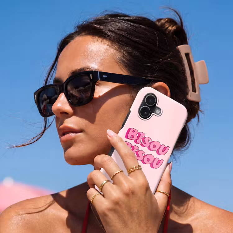 Bisou - Roze - Schaduw Toughcase MagSafe Apple iPhone 17 klein -Sfeer2V