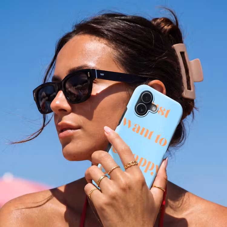 Blauw - Oranje - Just want to be happy & naked Toughcase MagSafe Apple iPhone 17 klein -Sfeer2V