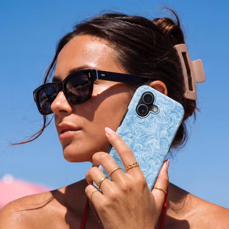 Blauw - Wit - Spiraal - Golven - Lijnen Toughcase MagSafe Apple iPhone 17 klein 1017 -Sfeer2V