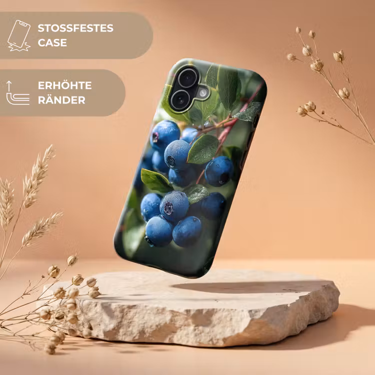 Blauwe bessen - Dauwdruppels - Natuurlijk licht Toughcase MagSafe Apple iPhone 17 klein -USP_RandenV_DE