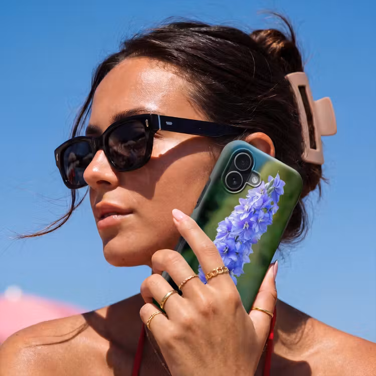 Bloemen - Blauw - Dennenboom Toughcase MagSafe Apple iPhone 17 klein -Sfeer2V