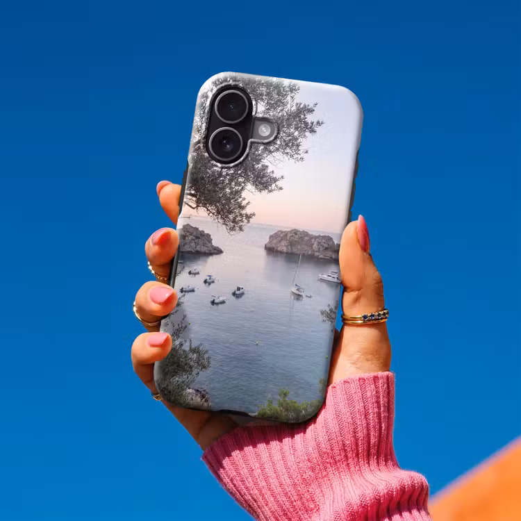 Handyhülle Toughcase - Bucht – Boote – Sonnenuntergang - Baai - boten - zonsondergang Toughcase MagSafe Apple iPhone 17 klein