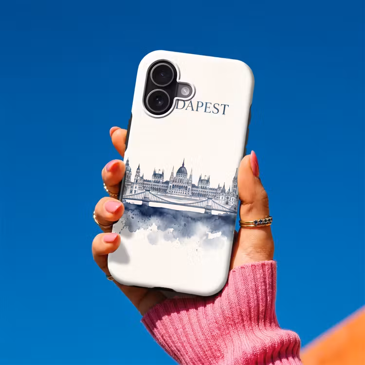 Boedapest - Skyline - Architectuur - Aquarel - Blauw Toughcase MagSafe Apple iPhone 17 klein -Sfeer1V