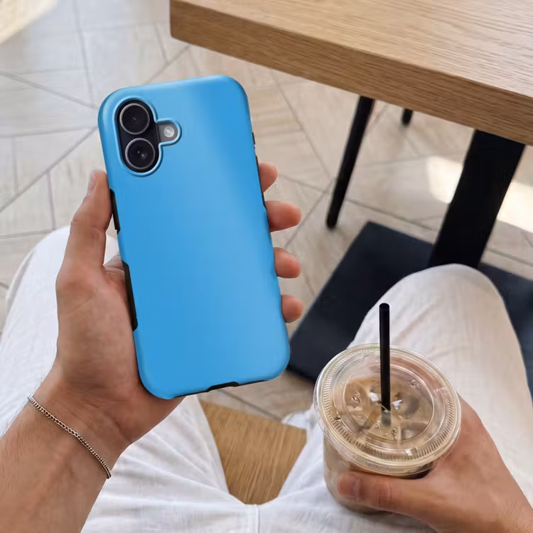Cerulean - Breeze - Blauw Toughcase MagSafe Apple iPhone 17 klein 1017 -Sfeer1M