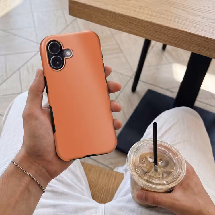 Classic - Terracotta - Oranje Toughcase MagSafe Apple iPhone 17 klein 1017 -Sfeer1M