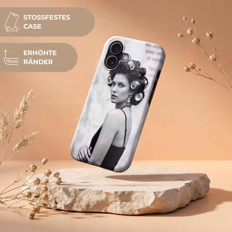 Edgy - Vrouw - Zwart - Wit Toughcase MagSafe Apple iPhone 17 klein -USP_RandenV_DE