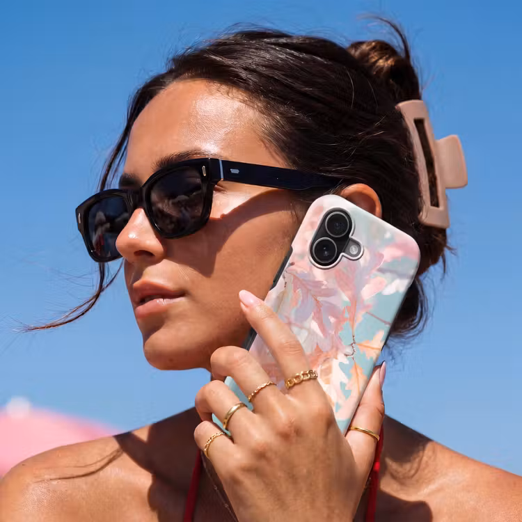 Eikenbladeren - Takken - Roze Toughcase MagSafe Apple iPhone 17 klein -Sfeer2V